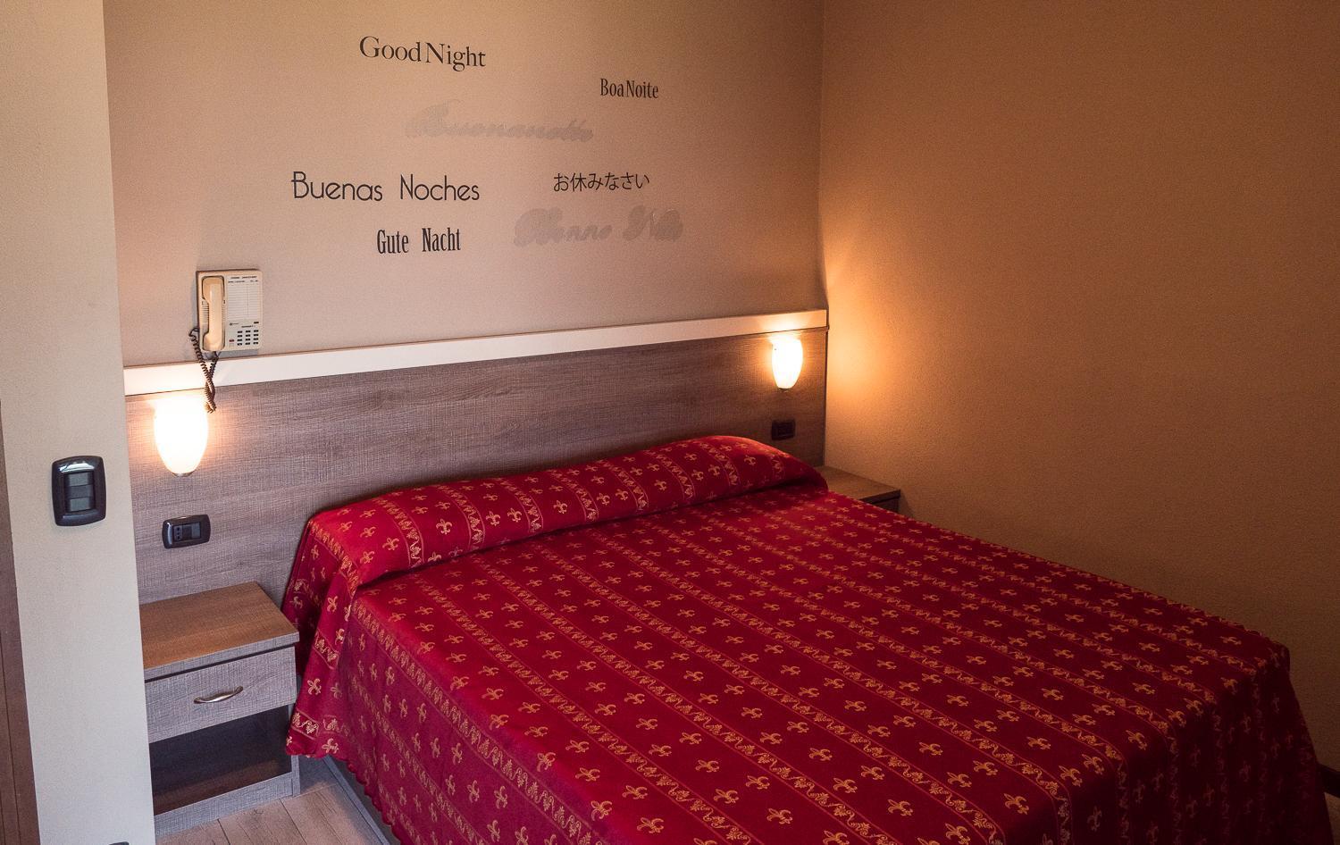 Albergo Ristorante Monterosa Ameno Екстериор снимка